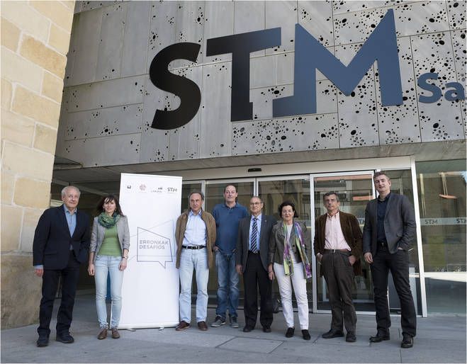 STM962457a8c7